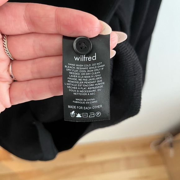 Collared button up sweater - Picture 4 of 5